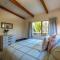 Onetangi Beach Retreat - Waiheke Holiday Home