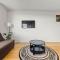 Spacious & Open 2 bd 2bth Unit in Canberra City