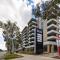 Spacious & Open 2 bd 2bth Unit in Canberra City