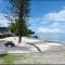 Tuatahi Beach Lodge