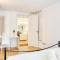 Walk to Navigli - 2 Bedrooms Apt