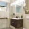 Central 2 Apartment - New Building & Parking - بوخارست
