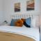 Villa Flora's 3-Bedroom Retreat with Private Pool