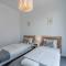 Villa Flora's 3-Bedroom Retreat with Private Pool
