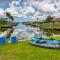 Kayaks and Canal Access Cape Coral Sanctuary - كيب كورال