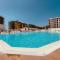 Demetra Seafront Apartment - Parking & Pool - Castel Volturno