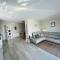 Beside the sea & minutes from Cliffs-Clahane Shore Lodge