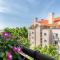 Central Cascais Apartment with private parking Central Cascais Apartment with private parking
