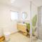 Cozy Home Close to Beach and Hobart CBD