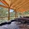 Hidden Cove Chalet cabin