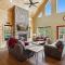 Hidden Cove Chalet cabin