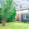 Charming 2-Bedroom Flat with a Garden and Free Parking at Abingdon