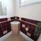 Wokingham - Central 2 beds home with parking
