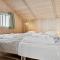 Stunning Apartment In Rønde With Sauna - Rønde