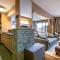 Appartement haut de gamme avec terrasse et accès skis aux pieds à Val-dIsère - FR-1-694-206