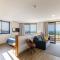 Confortável Loft com Vista para o Mar - Condomínio com Piscina