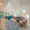 Stylish lake home with private beach, dock and firepit for swimming, kayaking, hiking - Barnstead