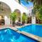 Villa in Fort Lauderdale with GYM POOL JACUZZI Sleeps 12 Guest - Форт-Лодердейл