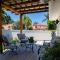 Coasta Casa, Retreat by the Sea. E-Charger.