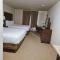 Cobblestone Inn & Suites - Bloomfield