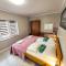 Holiday Home Vegas - HOUSE AND GARTEN FOR EXCLUSIVE USE