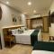 Sandi Hotel