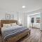 Oakland/University @G Modern and Bright Private Bedroom with Shared Bathroom