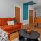 MK CITY CENTRE, THE DIAMOND SUITE, FREE Parking Space, PREMIUM SPACIOUS Apartment with FOOSBALL TABLE