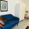Beautiful Central Woking Studio