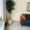 Beautiful Central Woking Studio