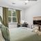 Luxe 2B/2B Getaway - Pool, Gym, Garage, Pet Wash