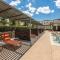 Luxe 2B/2B Getaway - Pool, Gym, Garage, Pet Wash