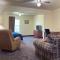 Candlelight Inn & Suites Hwy 69 near McAlester - McAlester