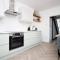 Perfect Four Bed House for Groups,Contractors,Relocations by Gurkha Stay in Cardiff with free WiFi - 卡迪夫