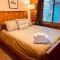 A Cozy Cabin Escape in Tijeras-Hot Tub-Game room-Pet Friendly! - Tijeras