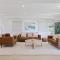 Bayview House with SAUNA and SPA by Ready Set Stay