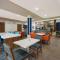 Holiday Inn Express & Suites Lexington by IHG