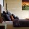 INDICA HEMP HOUSE - Multi Award Winning-Luxury-Eco designed house-lake views-hot tub-Cinema