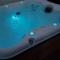 River Cottage Brecon: Hot Tub, Fire, Balcony, Wifi