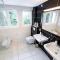 Gelbe Koffer - Design-Maisonette in Schiffweiler - Familien & Business - 2 Parkplätze - Self-Check-in