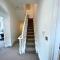 Spacious 4 Bedroom Duplex with Free Private Parking - Central Location, Near Doncaster Racecourse - Sleeps 7 - 唐克斯特