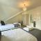 Spacious 4 Bedroom Duplex with Free Private Parking - Central Location, Near Doncaster Racecourse - Sleeps 7 - 唐克斯特
