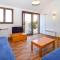 2 Bedroom Cozy Home In Porticcio