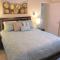 Fabulous one bedroom in West Bay - West Bay