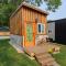 Tiny Digs Lakeshore - Tiny House Lodging - Muskegon