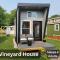 Tiny Digs Lakeshore - Tiny House Lodging - Muskegon