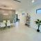 Botanical Oasis Home with 2 Pools - Форт-Лодердейл