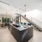 Las Olas Zen Home with Pool and Hot Tub Near Beach - Форт-Лодердейл