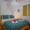 Yellow Beach Villa - Maison créole sur la plage - Le Diamant