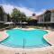La Quinta by Wyndham Dallas - Addison Galleria